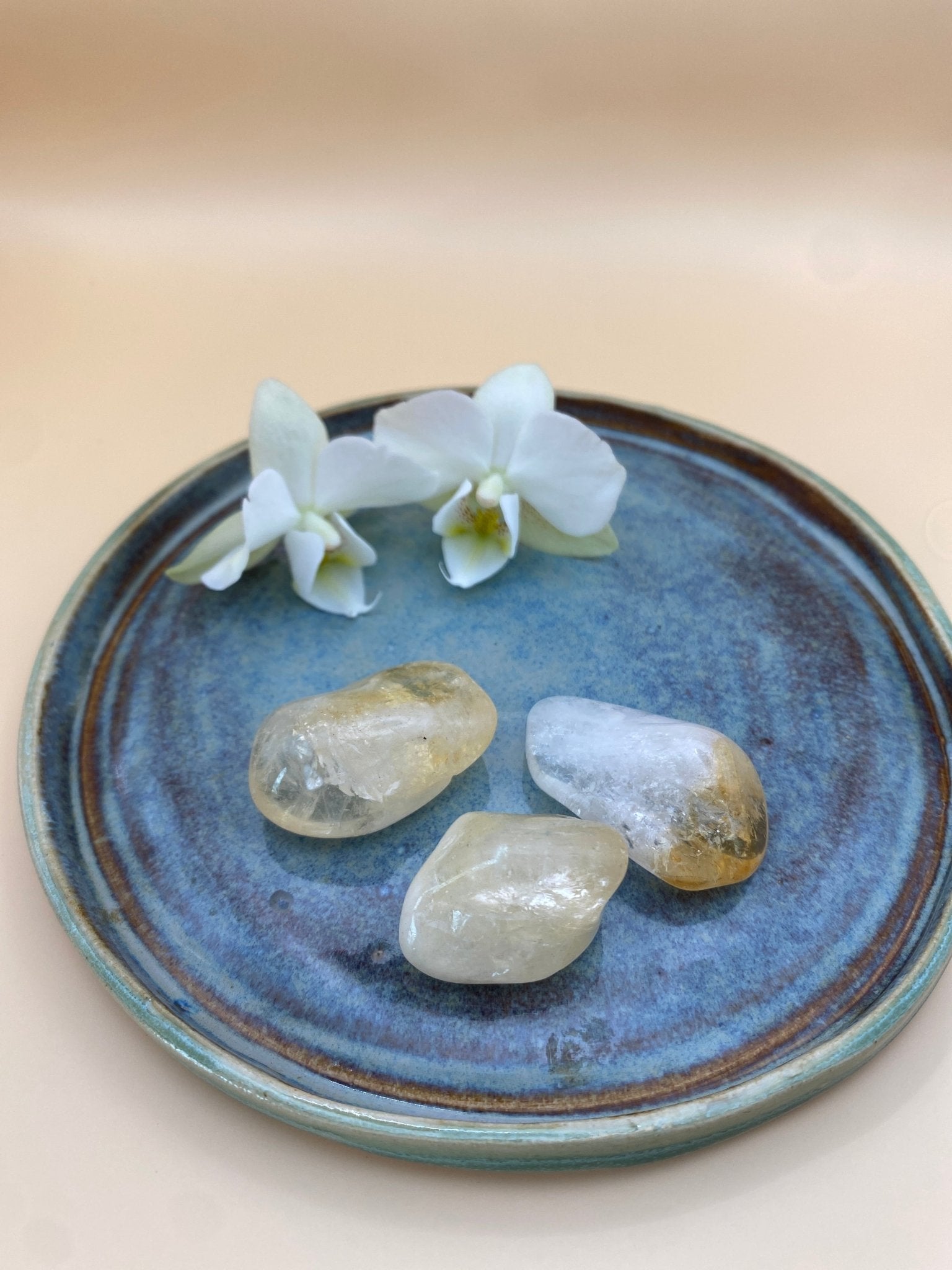 Citrien (verhit) knuffelsteen – Persoonlijke kracht, manifestatie en optimisme - Energise Academy