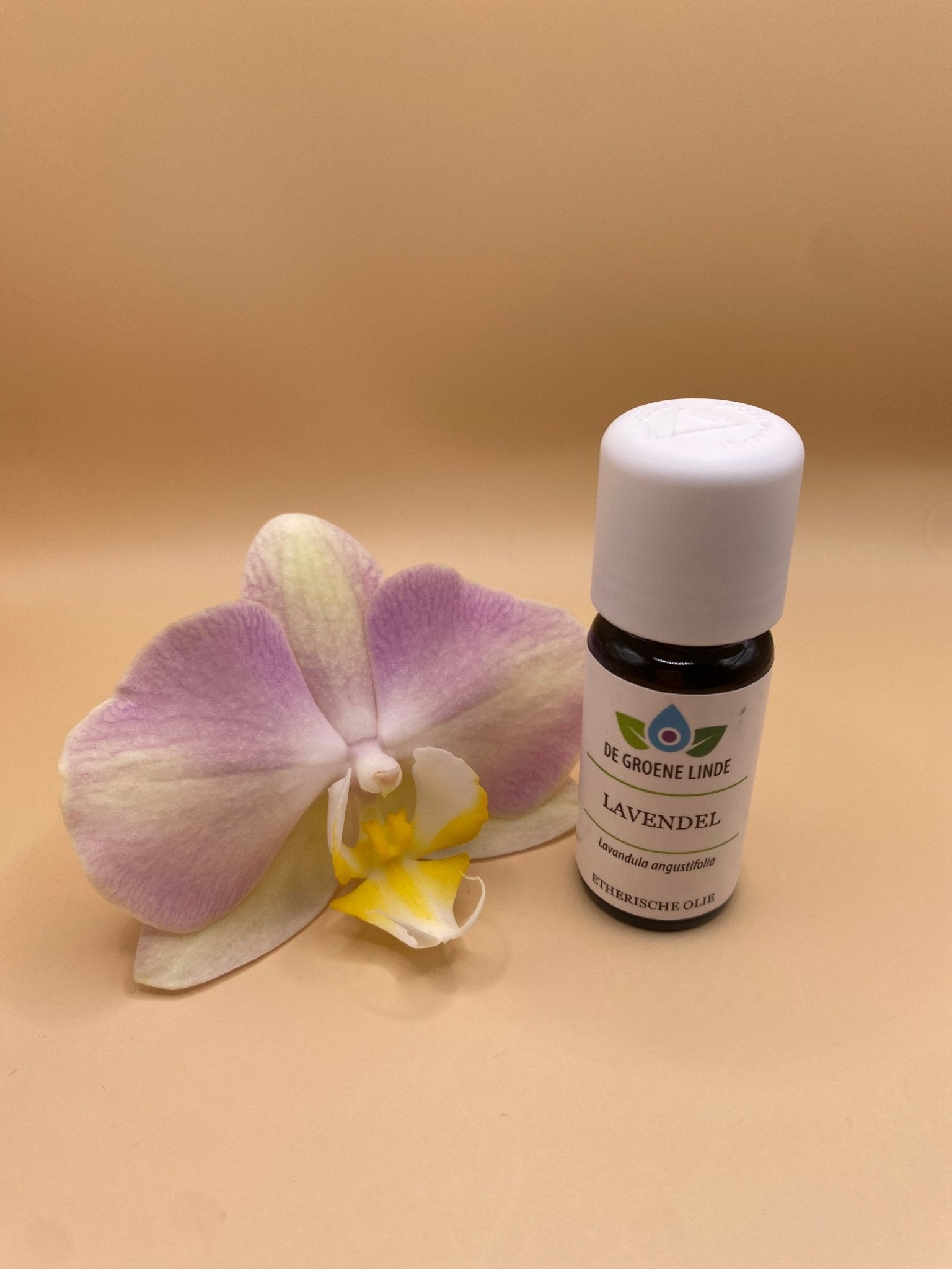 Etherische olie Lavendel – Diepe ontspanning en rustgevende slaap - Energise Academy