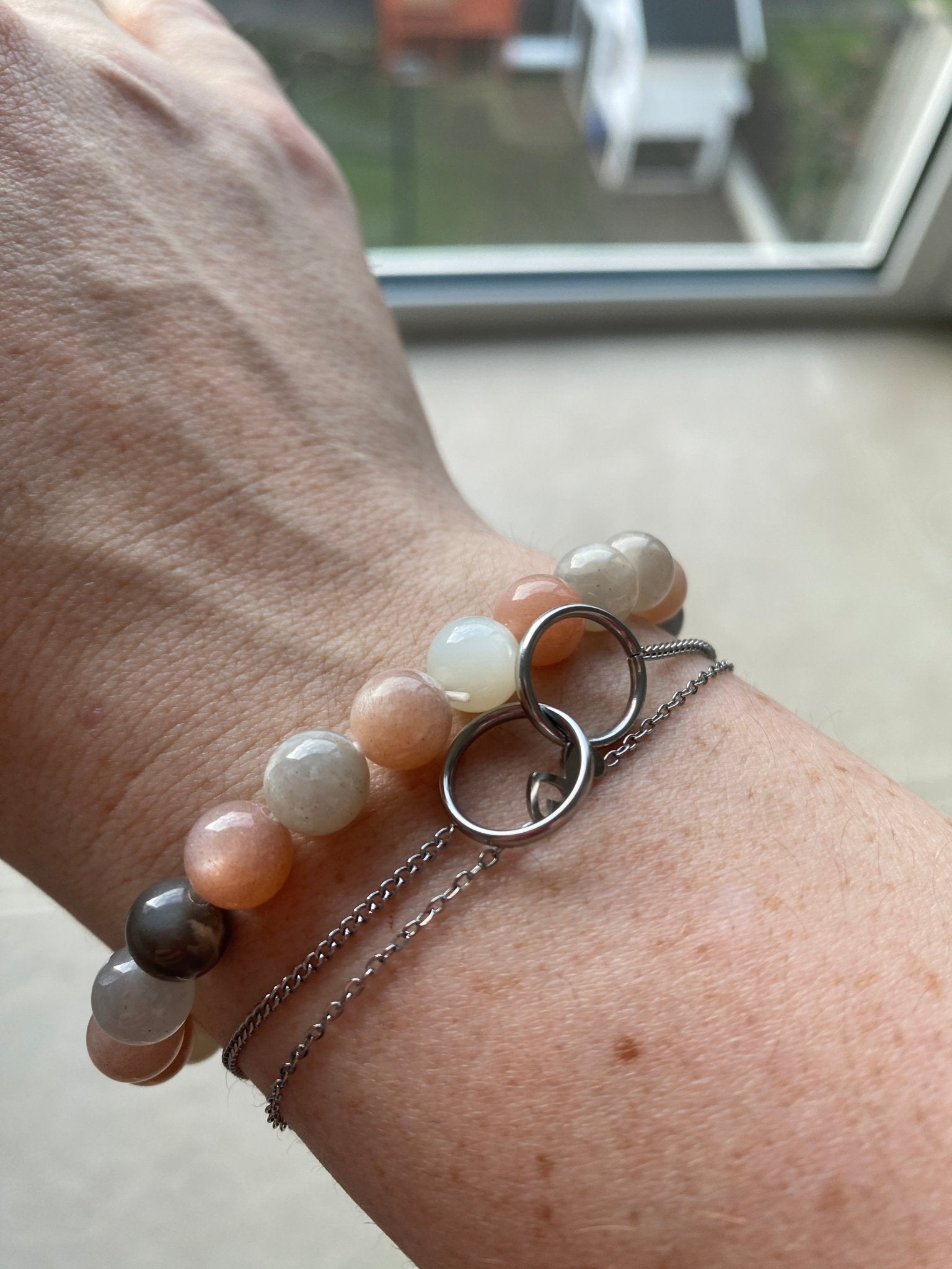 Multicolor Maansteen armband – Intuïtie, emotionele balans en vrouwelijke energie - Energise Academy