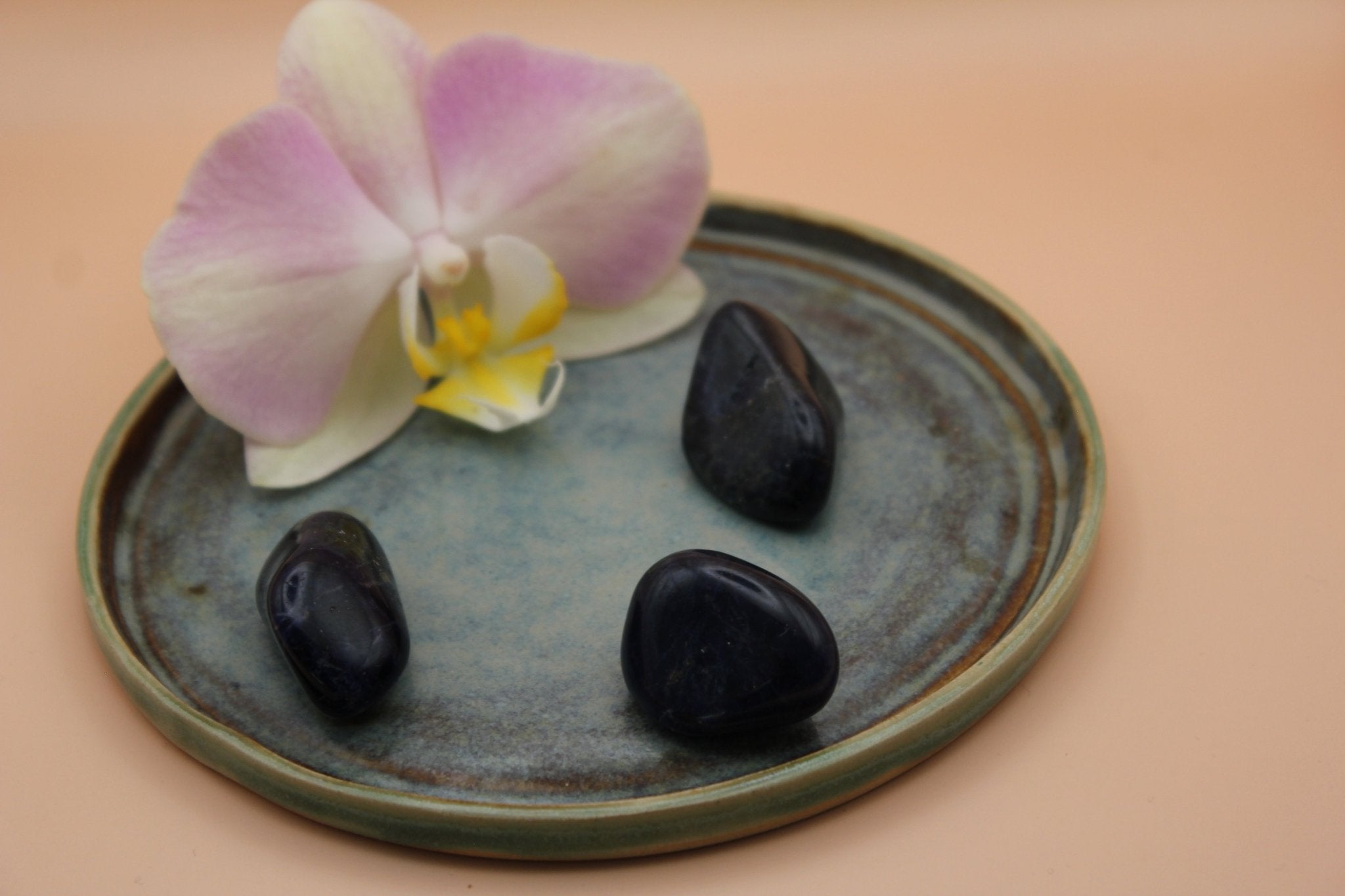 Sodaliet trommelsteen – Innerlijke rust en helder denken - Energise Academy