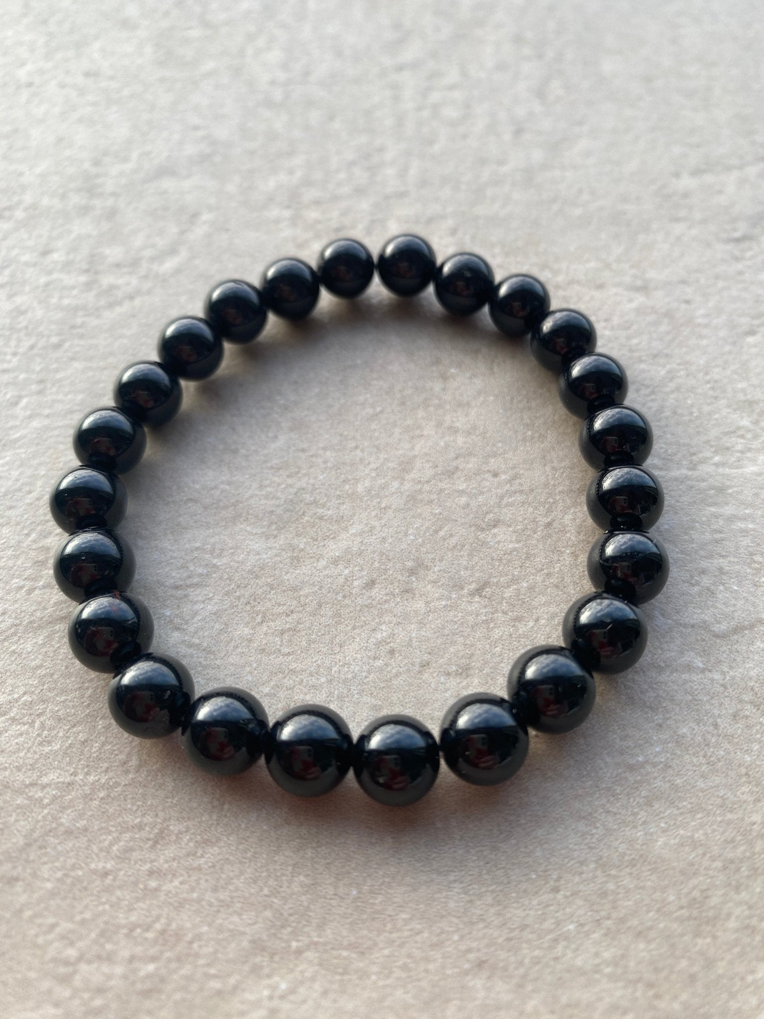 Zwarte Toermalijn armband – Bescherming, aarding en energetische zuivering - Energise Academy
