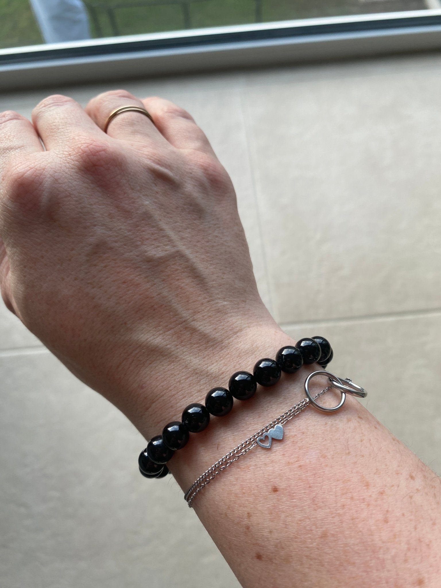 Zwarte Toermalijn armband – Bescherming, aarding en energetische zuivering - Energise Academy